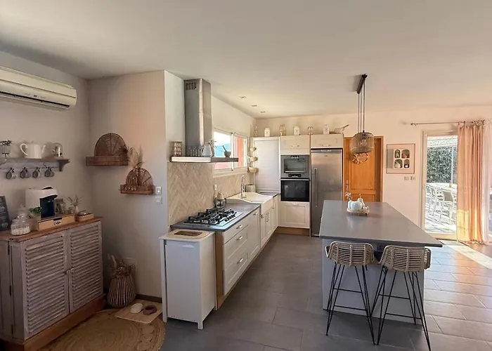 L'oasis Du Bosc Maison Avec Piscine Et Le Bosc (Herault)